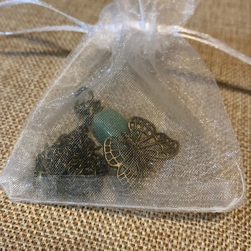 Butterfly Necklace Green Stone One of a kind Hand Crafted - Picture 7 of 7